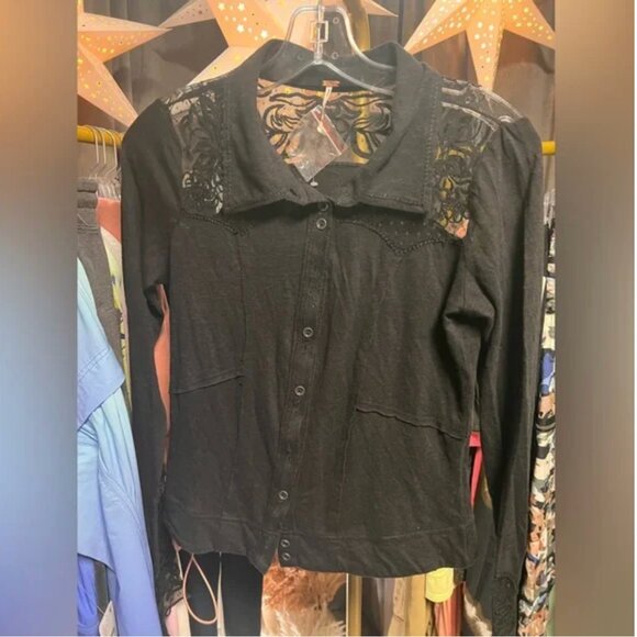 Free People Rosebud Cuff Top in Black - small NW(partial)T - Picture 4 of 5